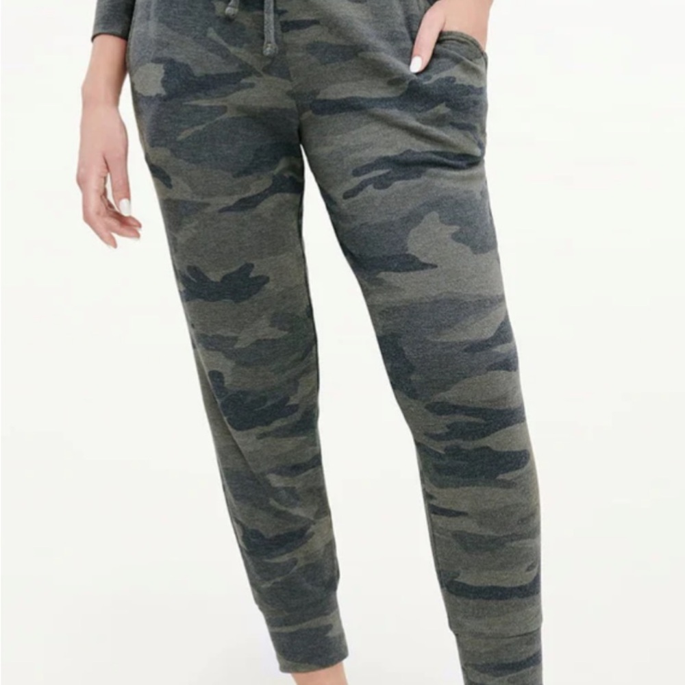 Splendid super soft camp jogger